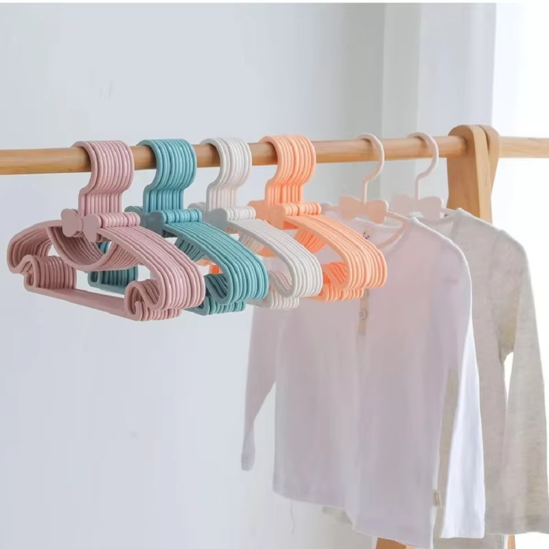10 Pezzi Appendiabiti per Bamb - Baby Clothing Hanging Rack recensione e prezzo